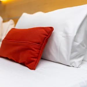 Express & By Ihg Gandawa
